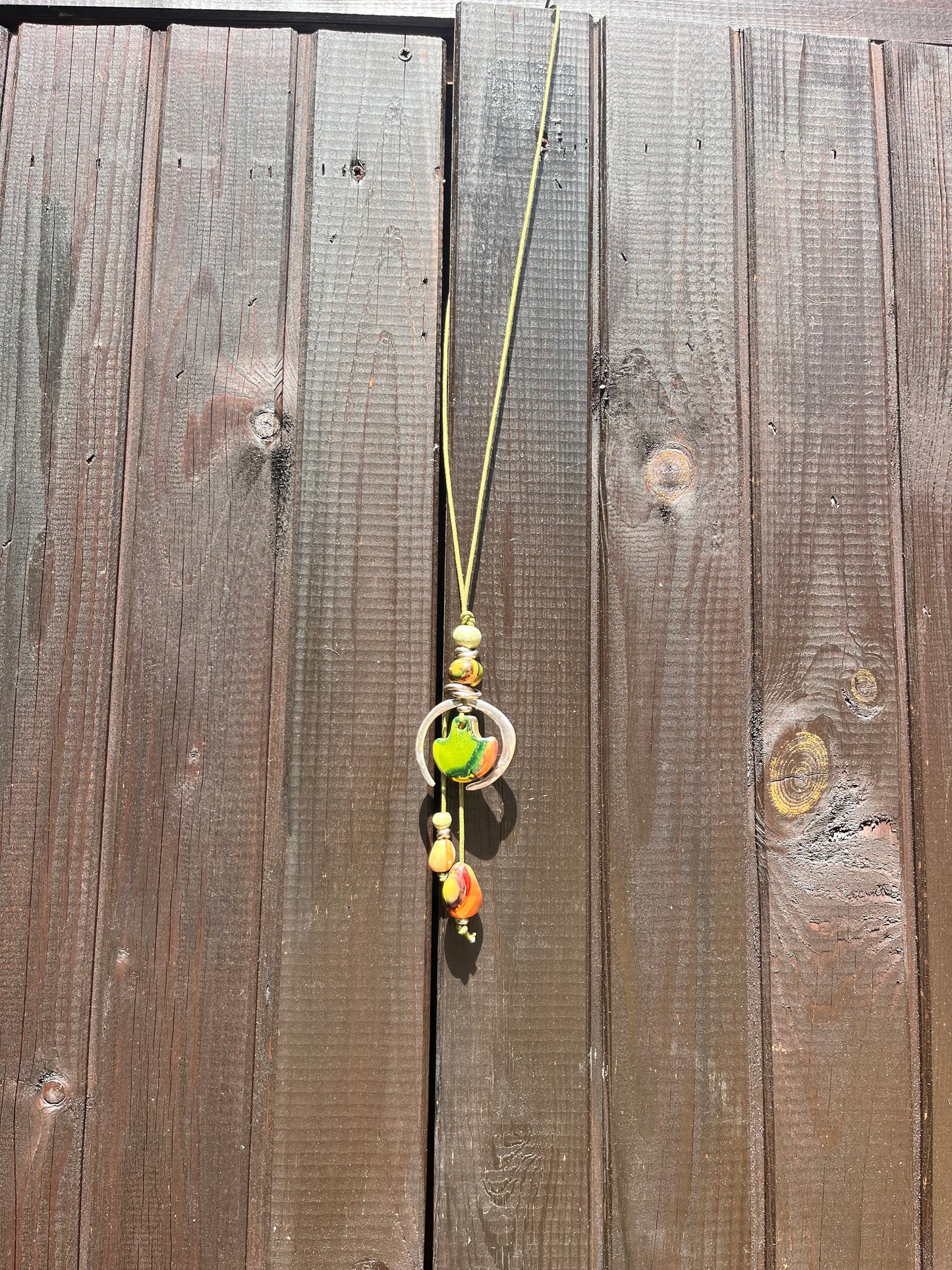 Collana Lunga Regolabile in Ceramica Greca e Zama